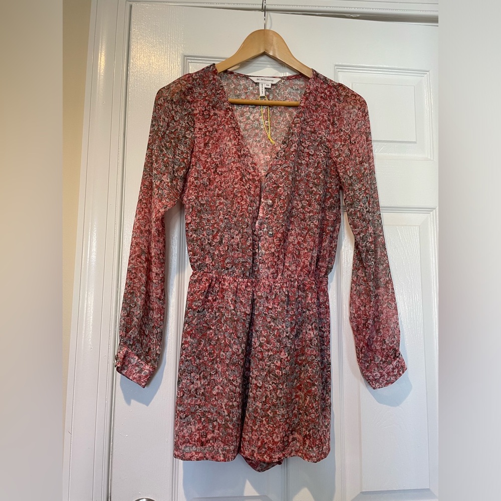 BCBG Generation  Floral shorts romper long sleeve size 0